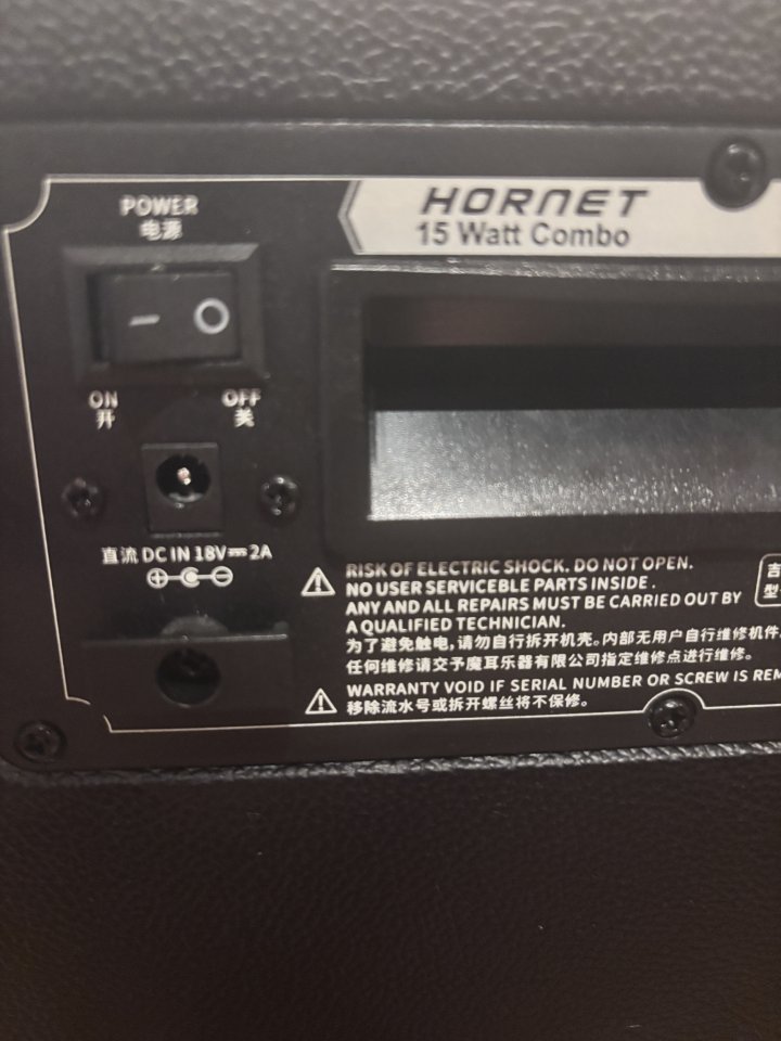 Mooer Hornet 15 Ampli de modelaje de segunda mano · Foto 3 de 5 · Jaén · 55 €