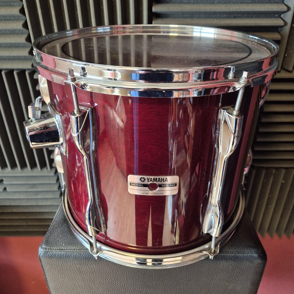 Tom 13" YAMAHA 9000 Recording Custom Cherry Wood de segunda mano · Foto 3 de 9 · Cantabria · 350 €