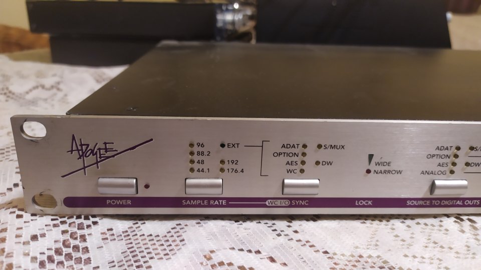 Apogee Rosetta 800 192kHz 8-Channel AD/DA Converter de segunda mano · Foto 1 de 5 · Madrid · 650 €
