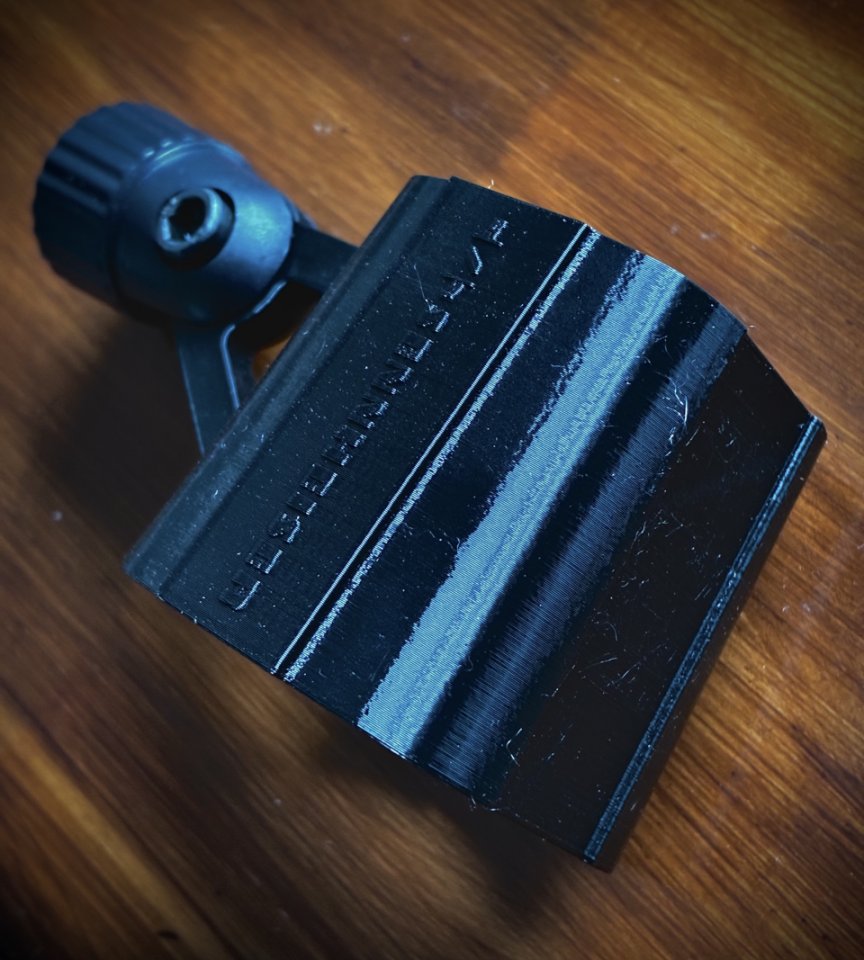 Fabricación de pinzas especiales para micrófono