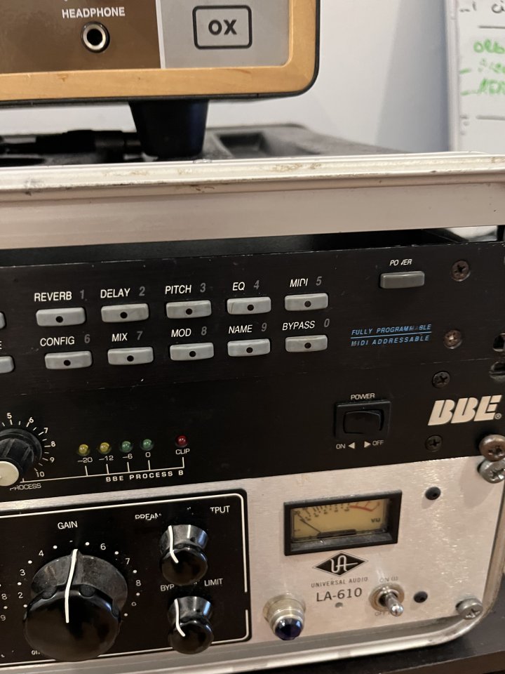 Alesis Quadraverb de segunda mano · Foto 3 de 4 · Barcelona · 195 €