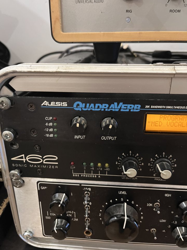 Alesis Quadraverb de segunda mano · Foto 4 de 4 · Barcelona · 195 €