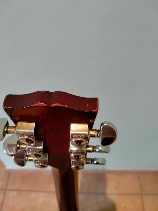 Gibson Chet Atkins Tennessean de segunda mano · Foto 10 de 10 · Valencia · 1500 €