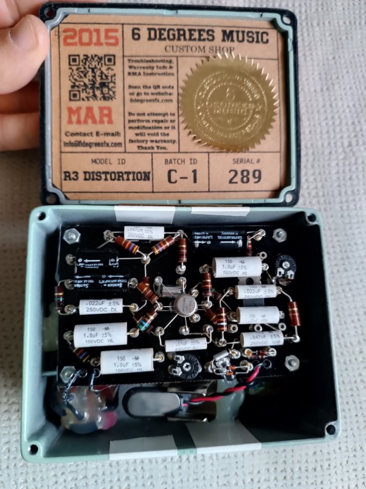 6 Degrees R3 Distortion