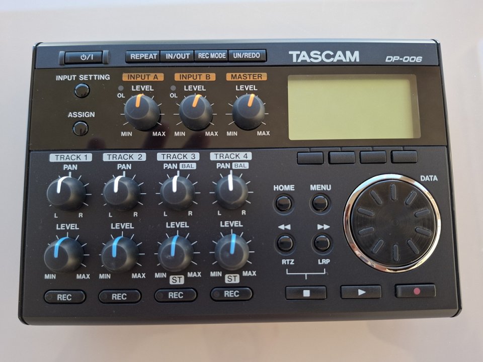 Grabador Digital TASCAM DP-006. de segunda mano · Foto 1 de 7 · Alicante · 85 €