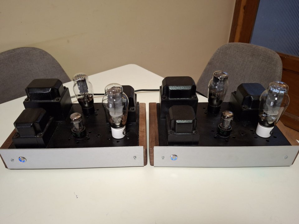 Pareja de etapas a válvulas 300B Clase A