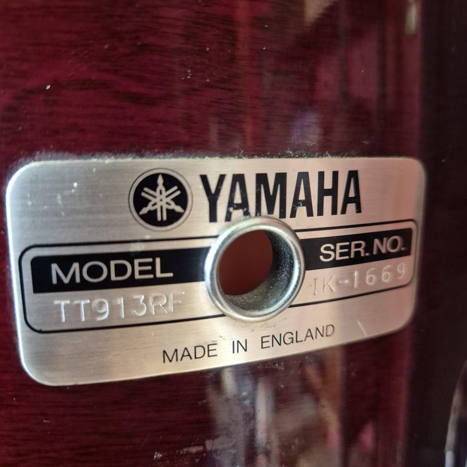 Tom 13" YAMAHA 9000 Recording Custom Cherry Wood de segunda mano · Foto 9 de 9 · Cantabria · 350 €