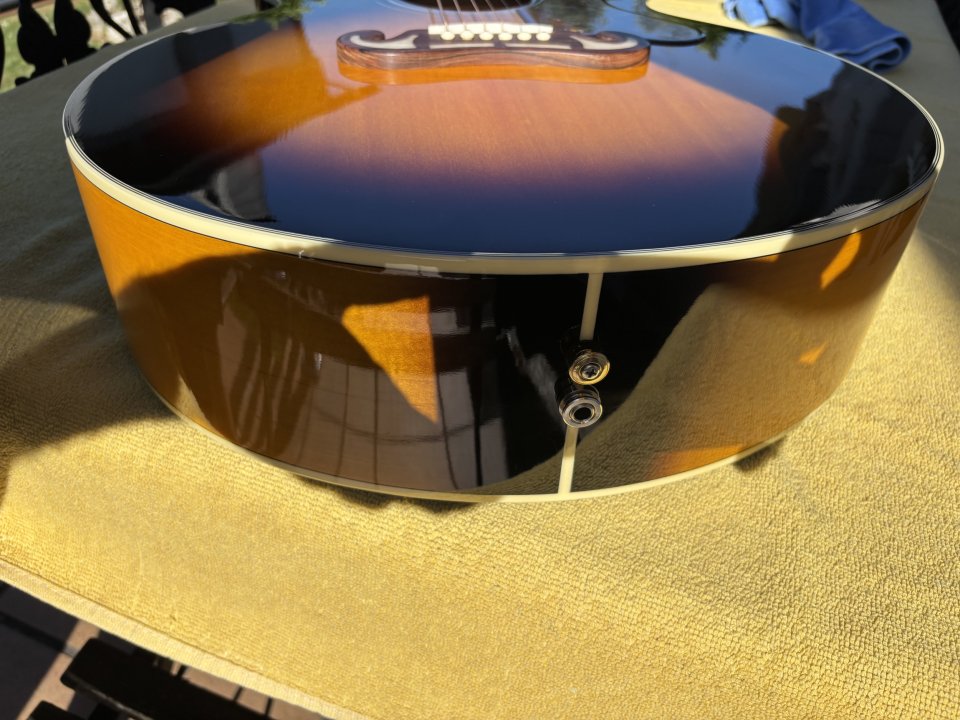 Preciosa EPIPHONE J-200 Sunburst de segunda mano · Foto 5 de 5 · Bizkaia · 350 €