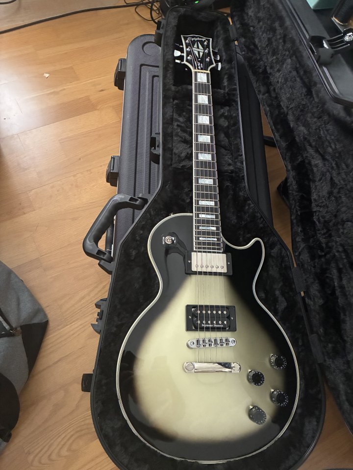 Epiphone LP Custom 1979 Adam Jones de segunda mano · Foto 1 de 5 · Asturias · 999 €