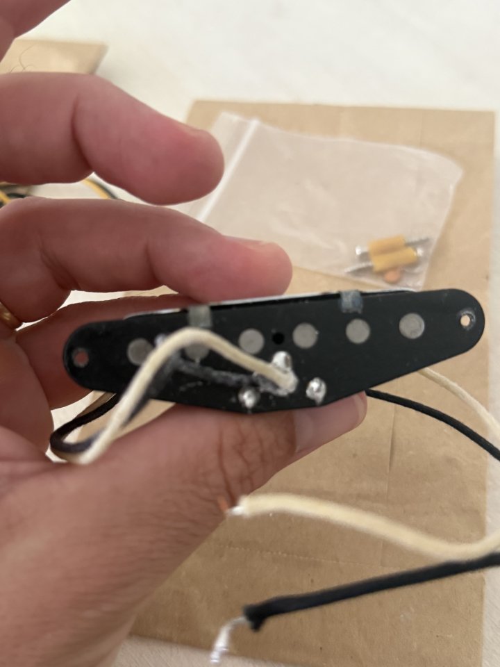 Pastillas Fender Telecastes USA AVRI 69 de segunda mano · Foto 9 de 9 · Valencia · 60 €