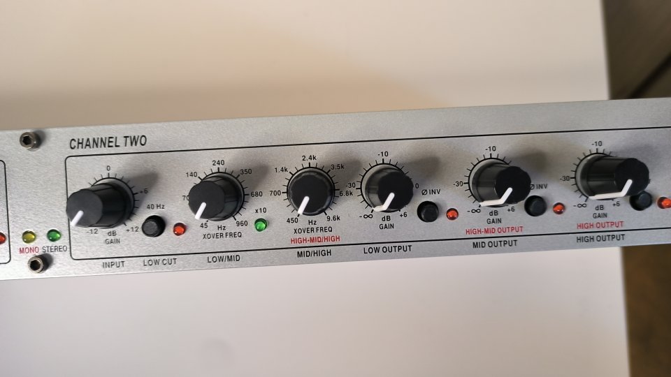DBX 234XS Nuevo de segunda mano · Foto 3 de 4 · Madrid · 120 €