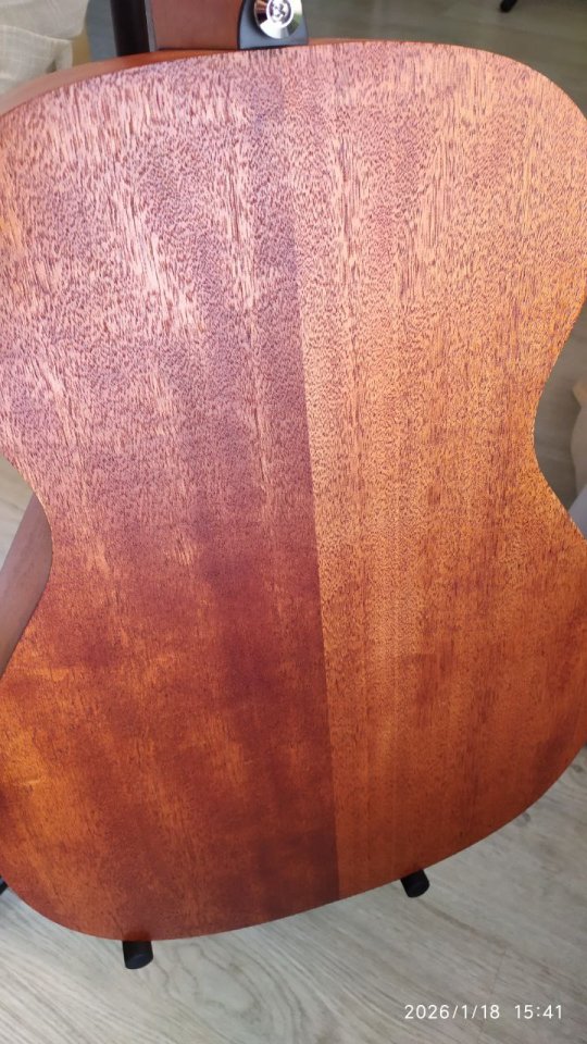 Bajo acústico con previo Ibanez PCBE12MH-OPN