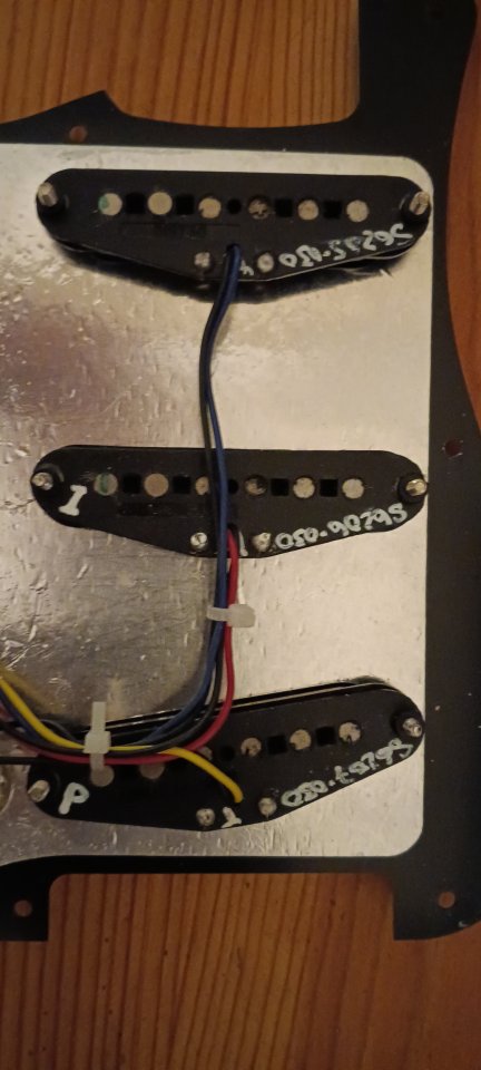 Set completo Fender de segunda mano · Foto 2 de 10 · Madrid · 150 €