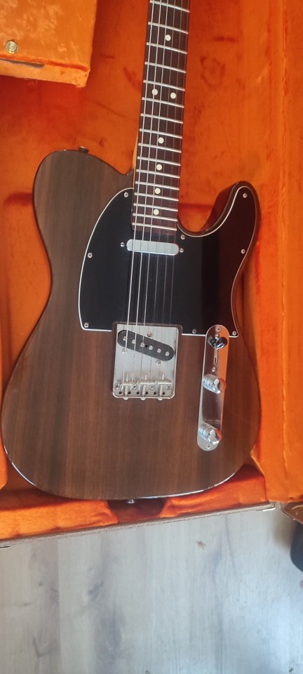 Fender Telebration 60 Anniversary Rosewood de segunda mano · Foto 1 de 10 · Barcelona · 2100 €
