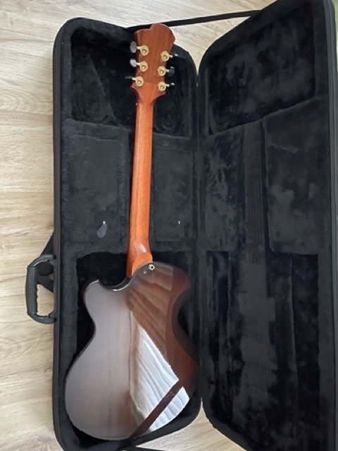 Victor Baker Semi-hollow 14''