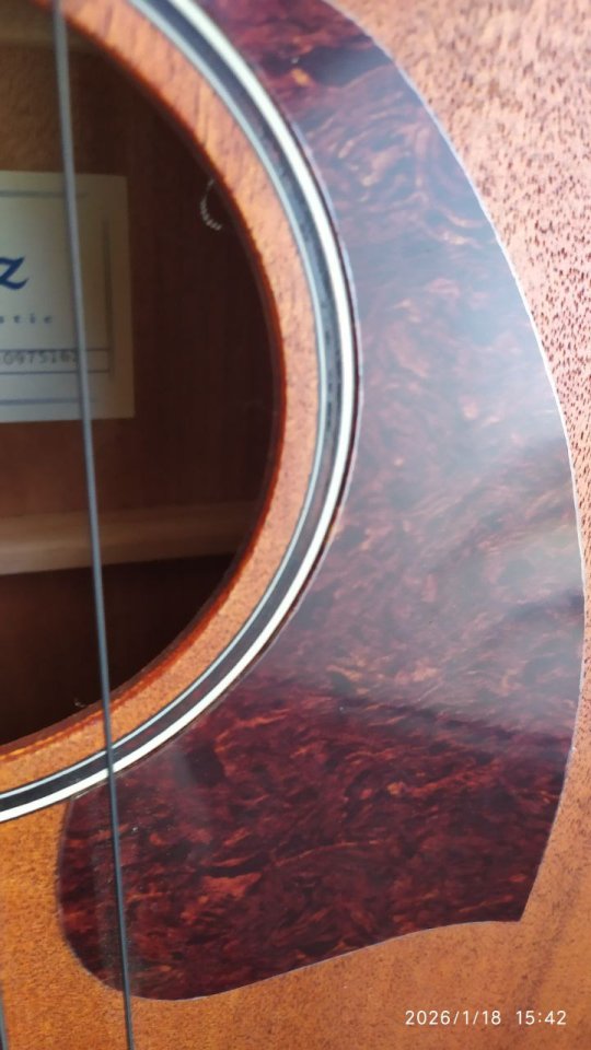 Bajo acústico con previo Ibanez PCBE12MH-OPN