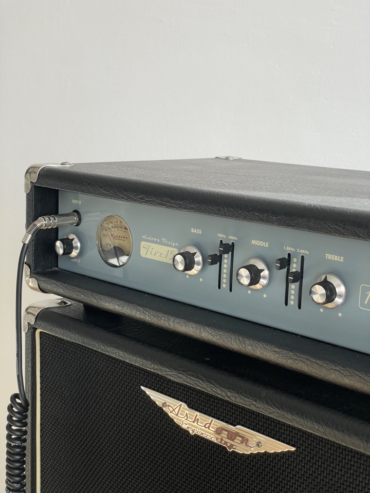 Amplificador bajo Ashdown 100Watts Five 15