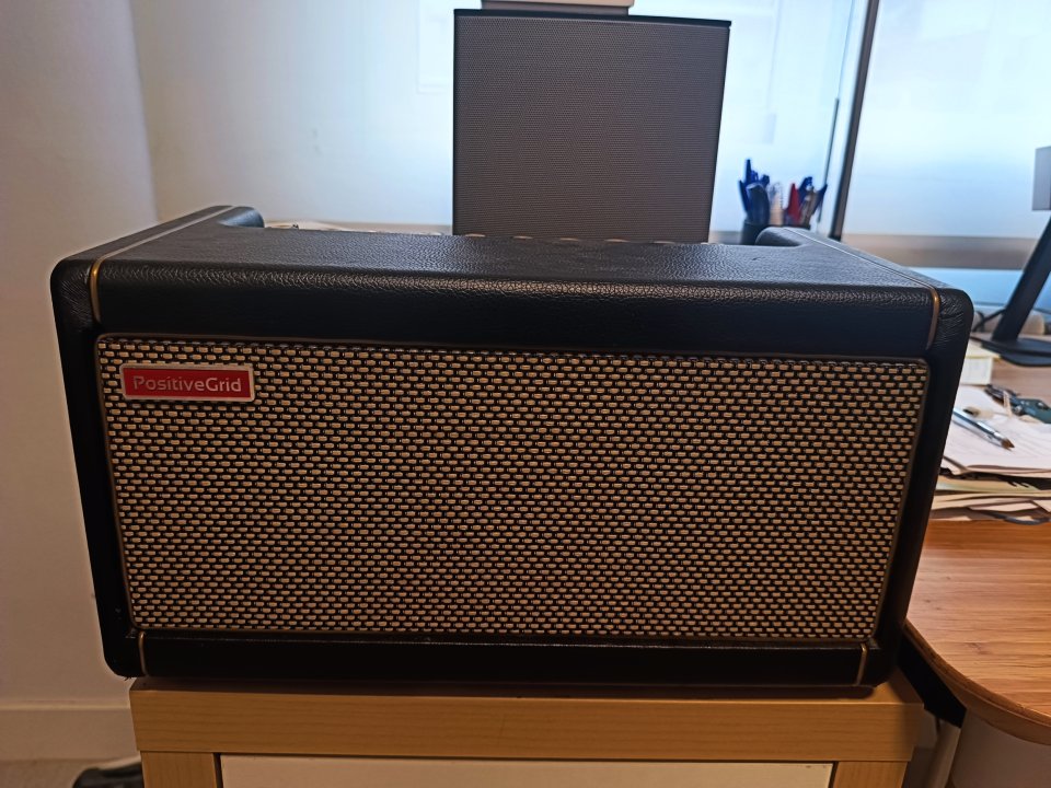 Positive Grid Spark 40 amplificador guitarra de segunda mano · Foto 1 de 2 · Madrid · 150 €