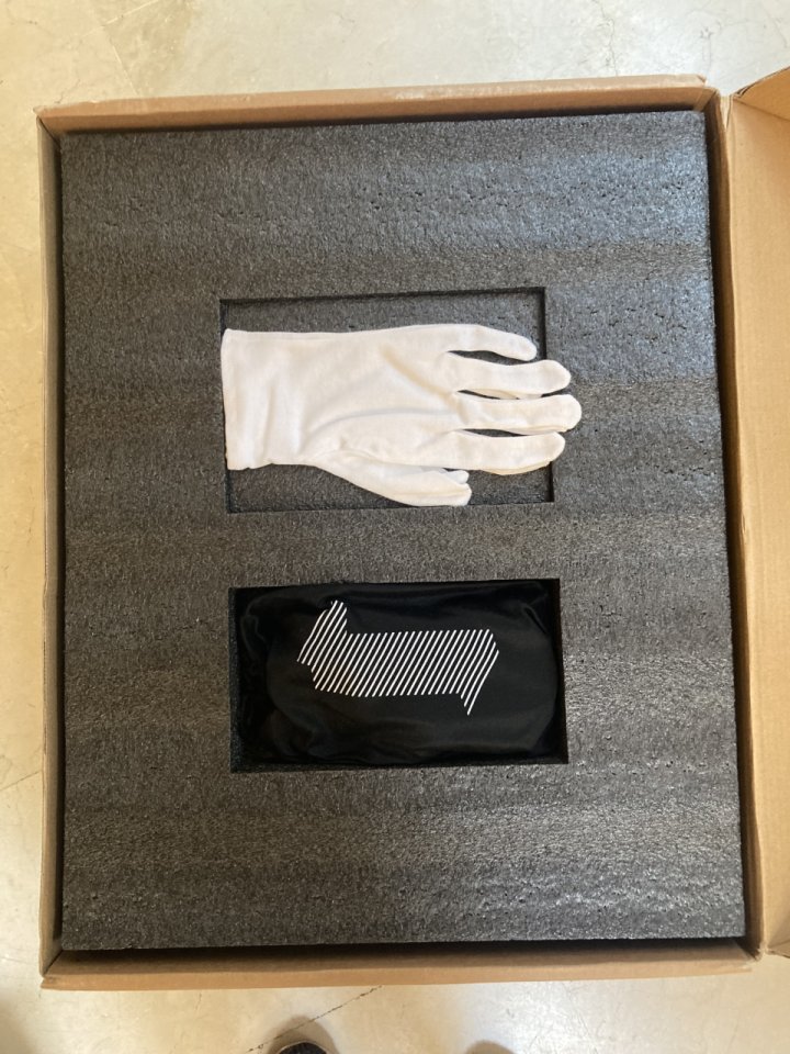 Transparent, Altavoz transparente nuevo a estreno