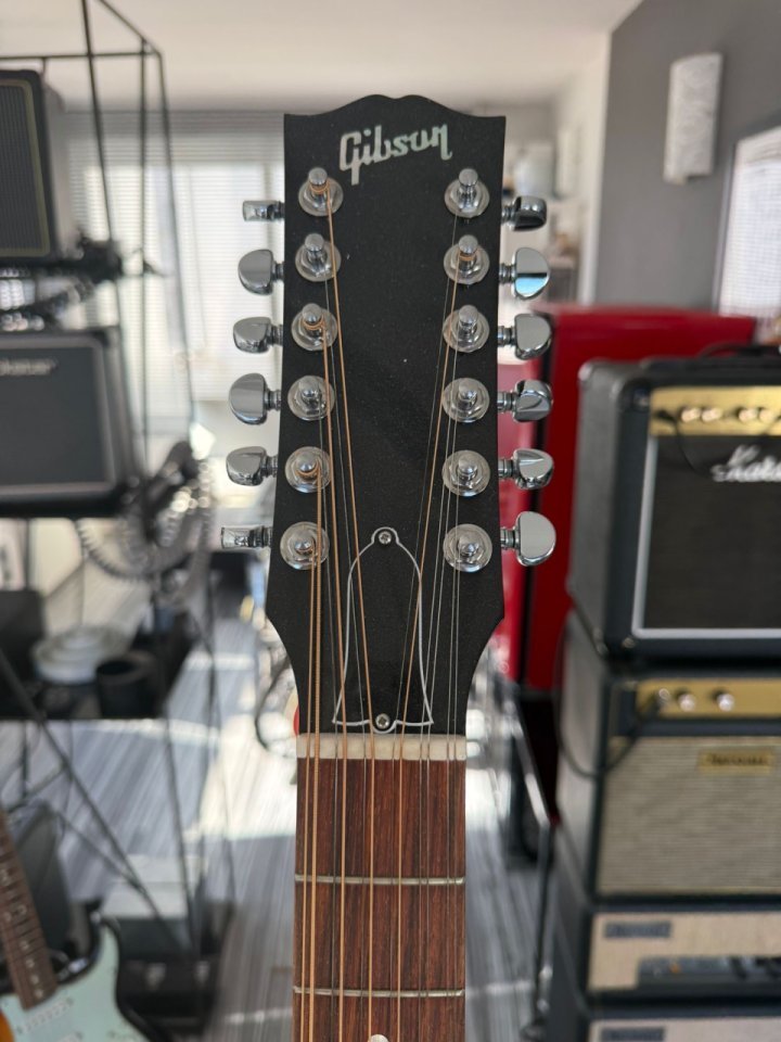 Gibson j45 12 cuerdas de segunda mano · Foto 4 de 5 · Sevilla
