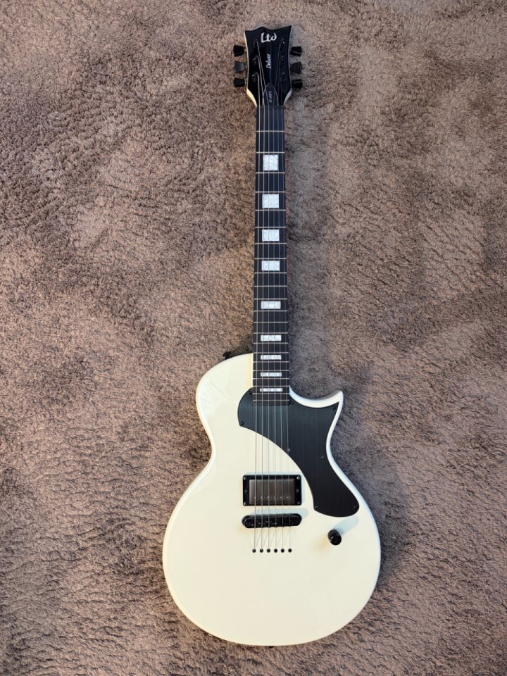 ESP/LTD EC-01 FT Olympic W de segunda mano · Foto 1 de 7 · Murcia · 660 €