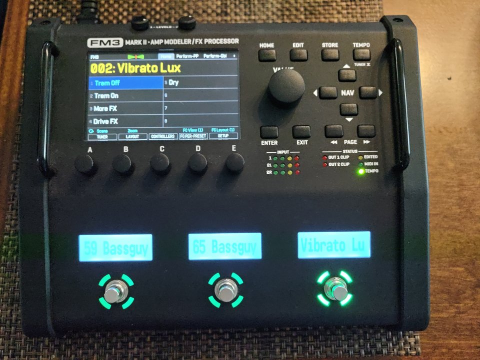 Fractal Audio FM3 Mark II Turbo + Cab packs & IRs extra de segunda mano · Foto 2 de 4 · Madrid · 1099 €