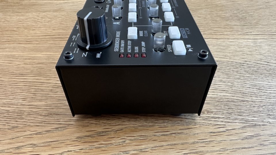 Korg SQ-1 (secuenciador analógico por pasos) de segunda mano · Foto 3 de 8 · Madrid · 70 €