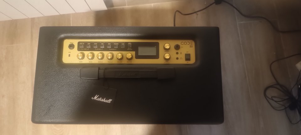 Marshall CODE 50 de segunda mano · Foto 2 de 3 · Barcelona · 200 €