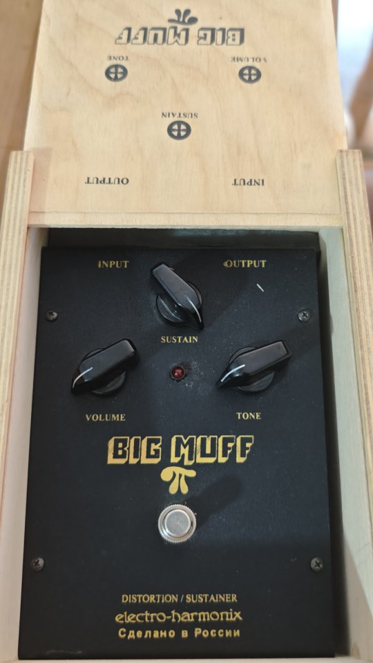 Electro-harmonix Big Muff ruso del 99 de segunda mano · Madrid · 280 €