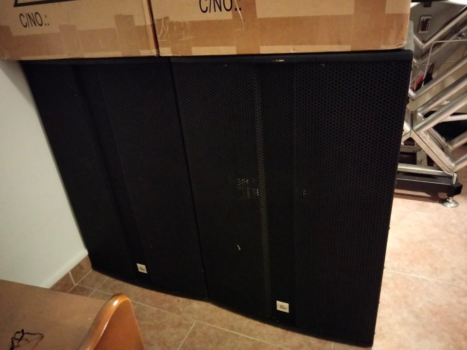 The box pro Achat 118 A - Subwoofer Activo