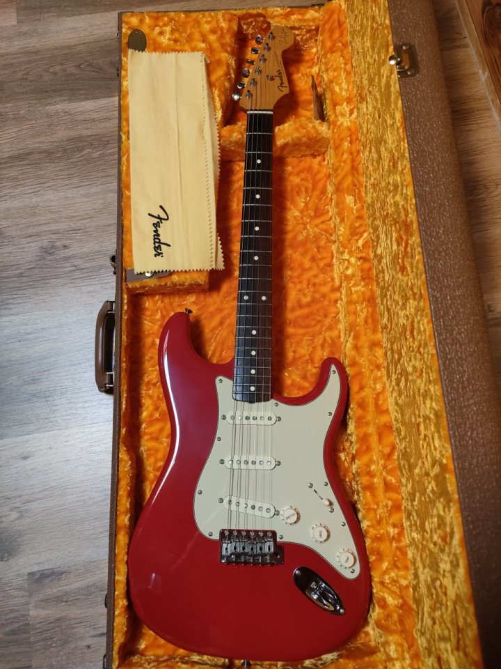 Fender Stratocaster MK Signature de segunda mano · Foto 1 de 7 · Guadalajara · 6000 €