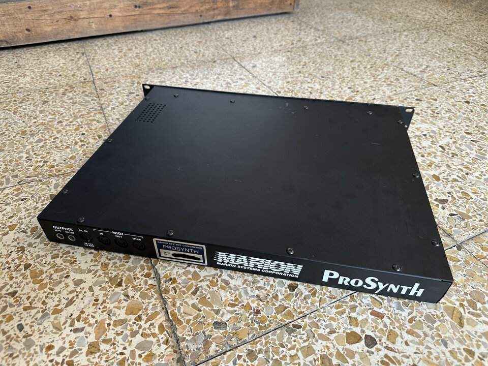 Sintetizador Marion Systems PROSYNTH Tom Oberheim