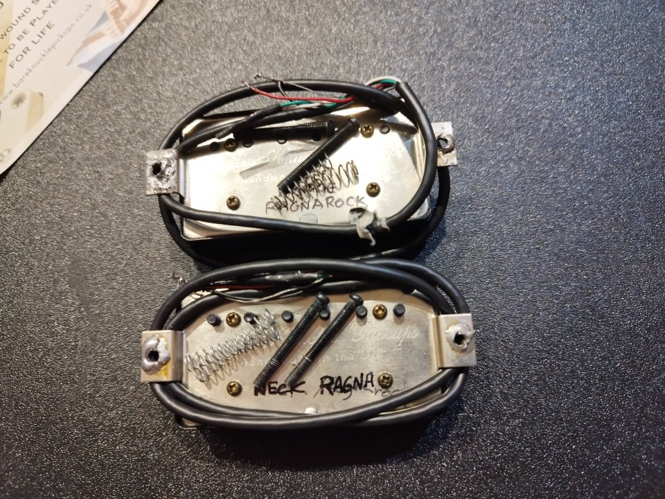 Bare Knuckle Ragnarok Set Black Carbon