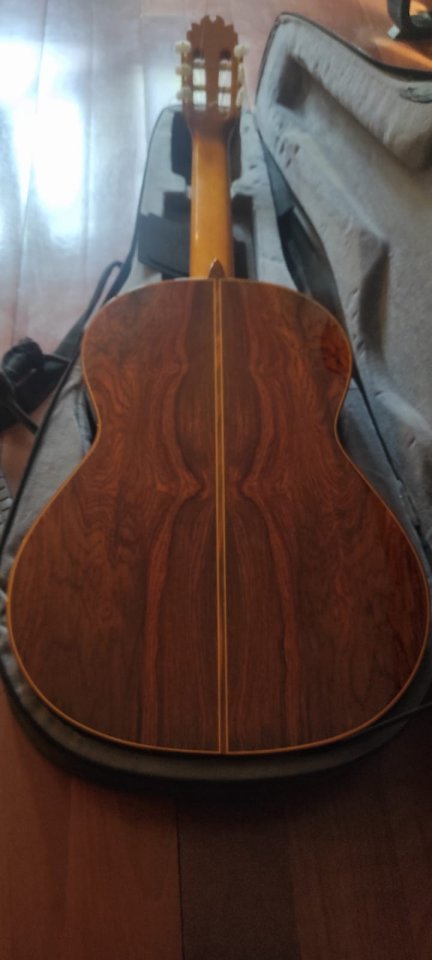 Guitarra clásica de segunda mano · Foto 3 de 8 · Segovia · 2800 €