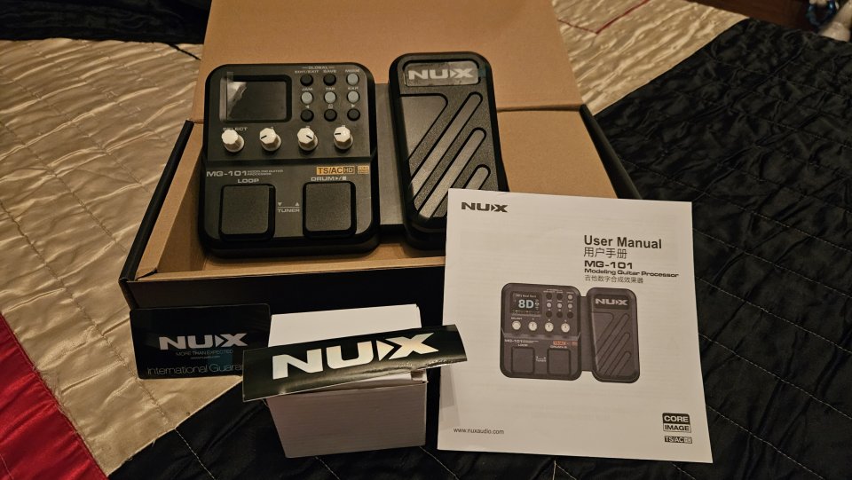 Pedal multiefectos Nux MG-101