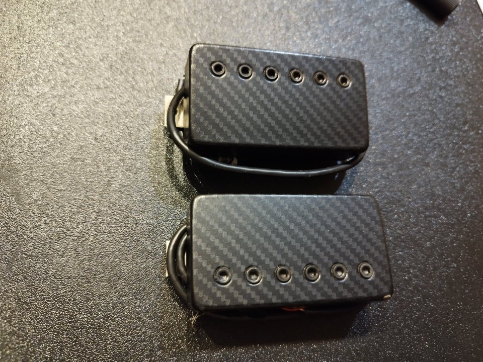 Bare Knuckle Ragnarok Set Black Carbon