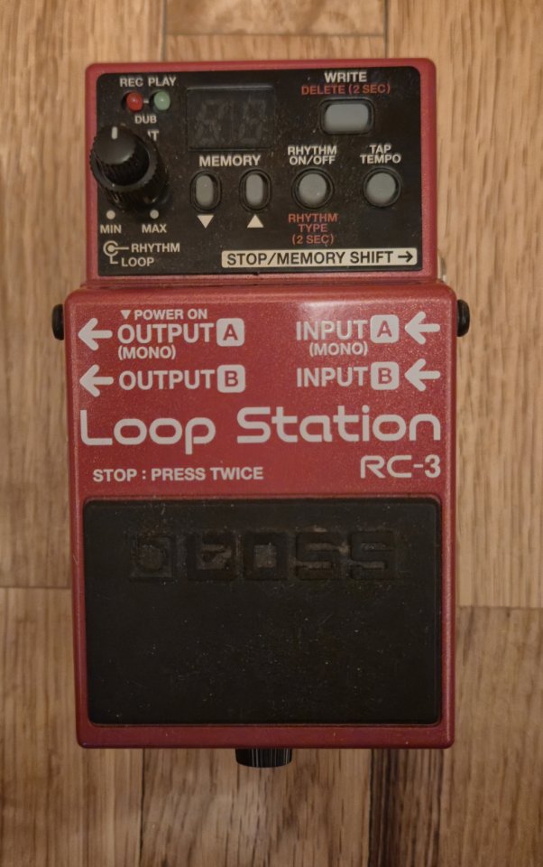 Pedalboard completa o por partes. de segunda mano · Foto 4 de 7 · Madrid · 400 €