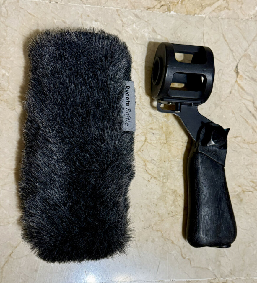 Rycote  Softie con kit de empuñadura de pistola.