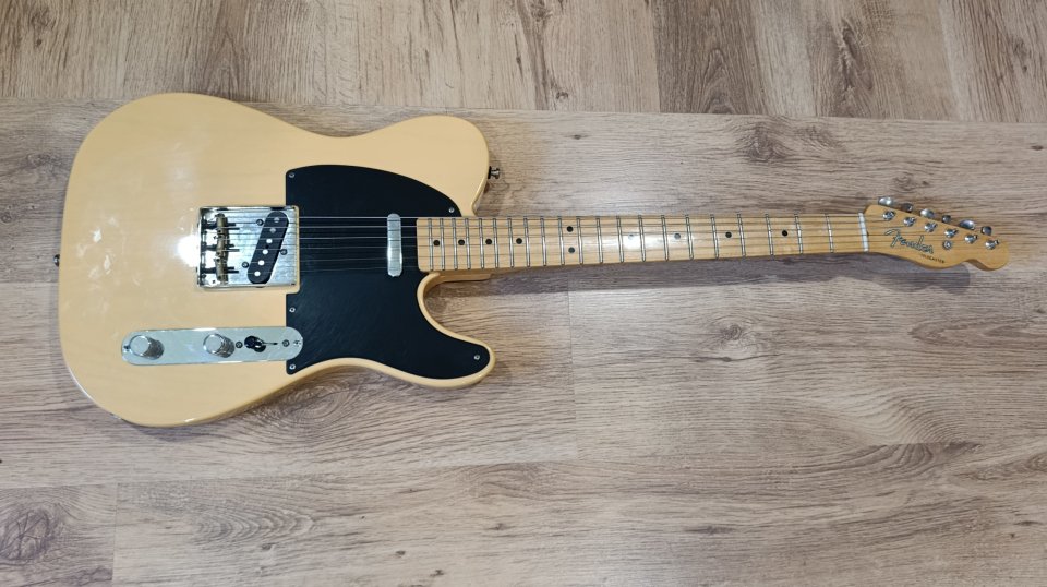 Fender Classic Player Baja Telecaster 50s de segunda mano · Foto 1 de 10 · A Coruña · 1 €