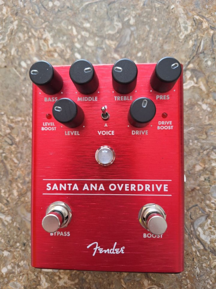 Fender Santa Ana Overdrive de segunda mano · Foto 1 de 6 · Madrid · 100 €