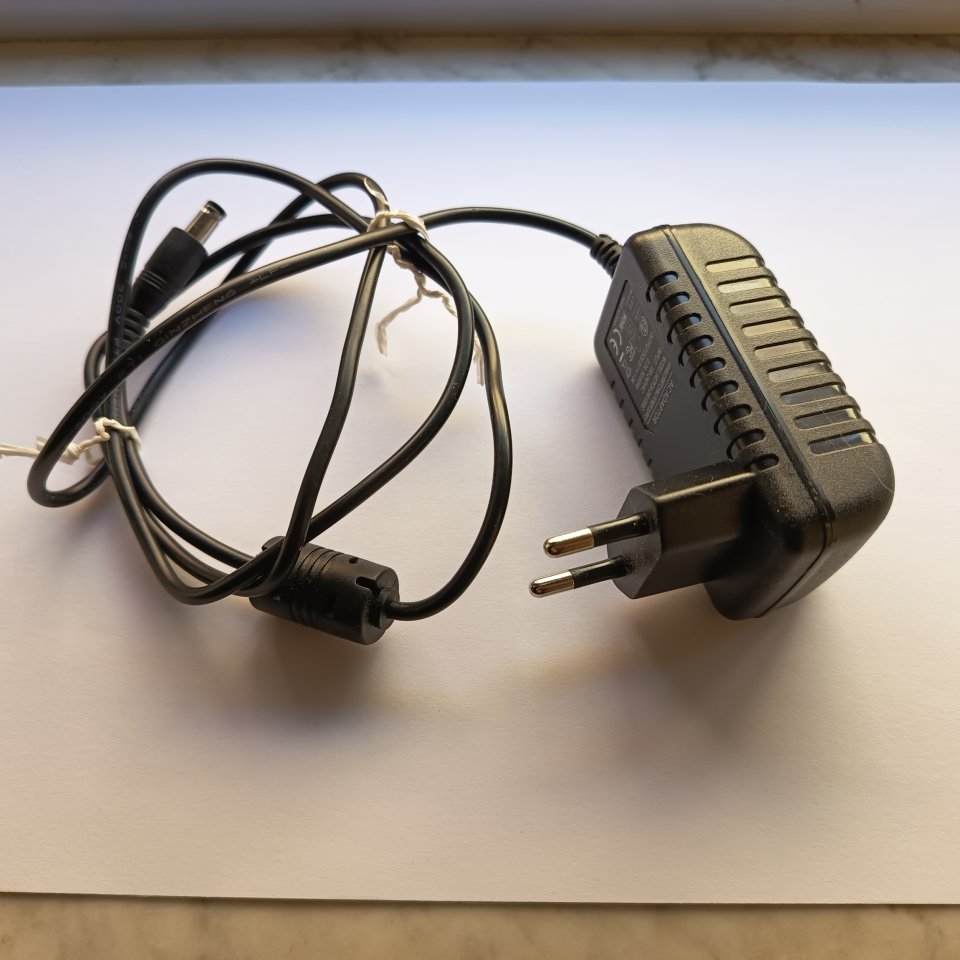Mini pedal Looper y Fuente de alimentación ( envío incluido) de segunda mano · Foto 5 de 5 · Salamanca · 30 €