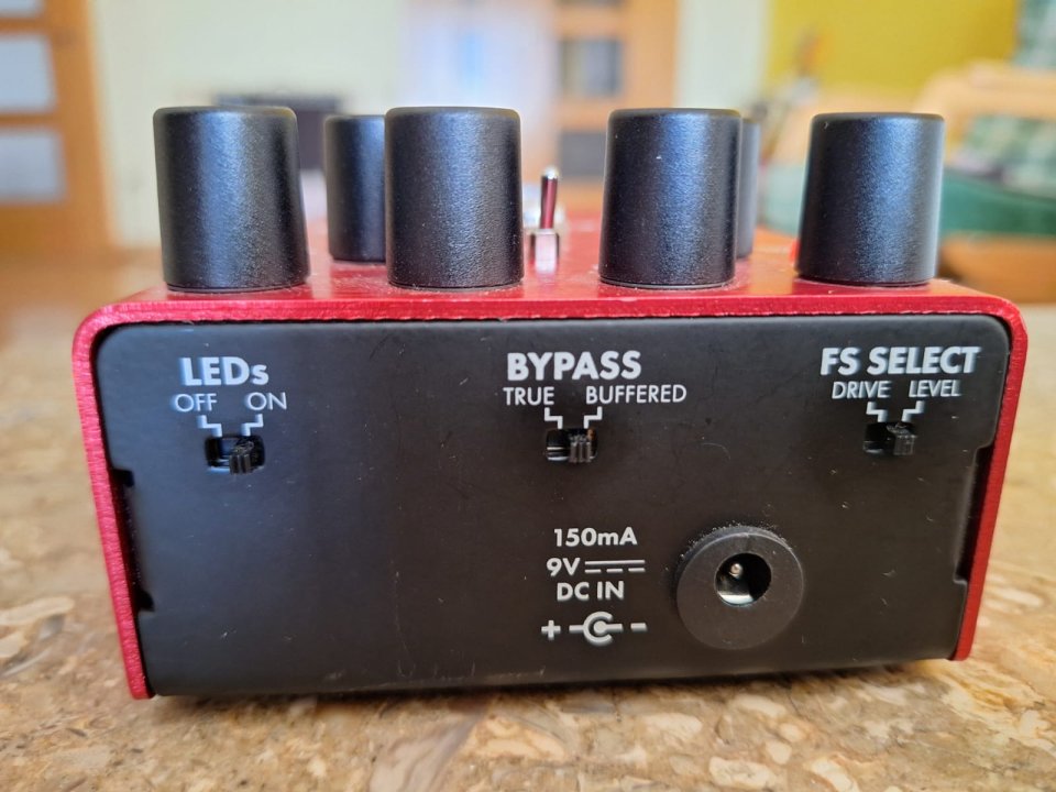 Fender Santa Ana Overdrive de segunda mano · Foto 2 de 6 · Madrid · 100 €