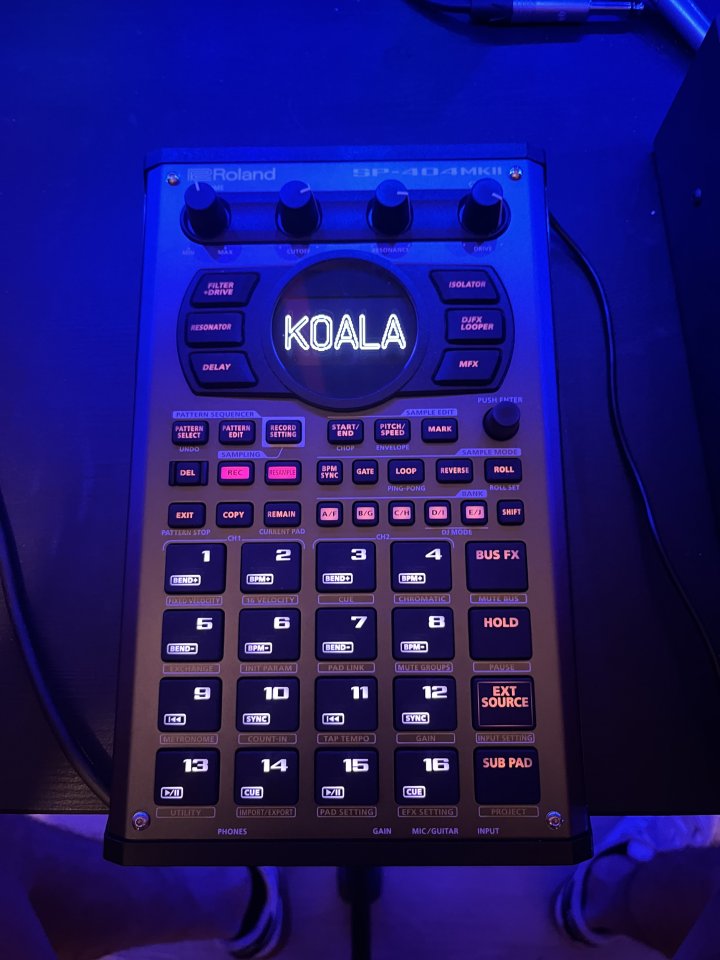 Roland sp-404 + maleta transporte de segunda mano · Foto 1 de 10 · Barcelona · 400 €