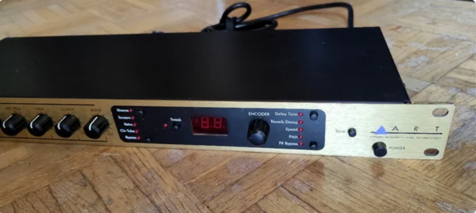 previo a valvulas ART DST4 control midi made in USA