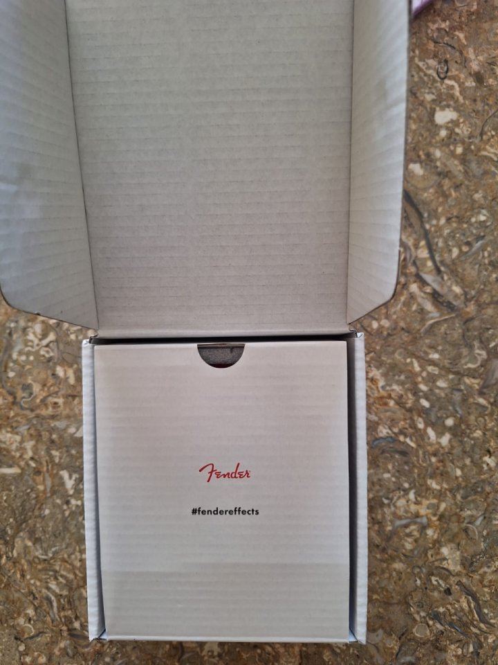 Fender Santa Ana Overdrive de segunda mano · Foto 4 de 6 · Madrid · 100 €