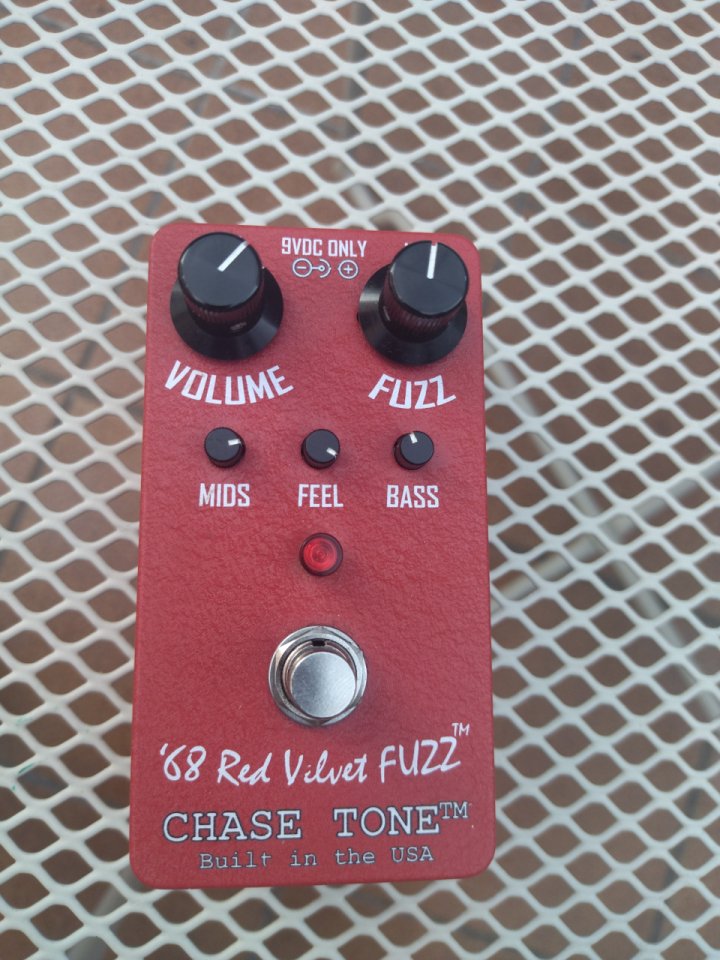 Chase Tone '68 Red Velvet Fuzz de segunda mano · Foto 2 de 5 · Barcelona · 175 €