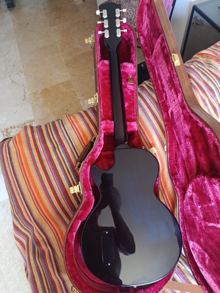 Gibson LesPaul junior de segunda mano · Foto 3 de 7 · Cádiz · 800 €