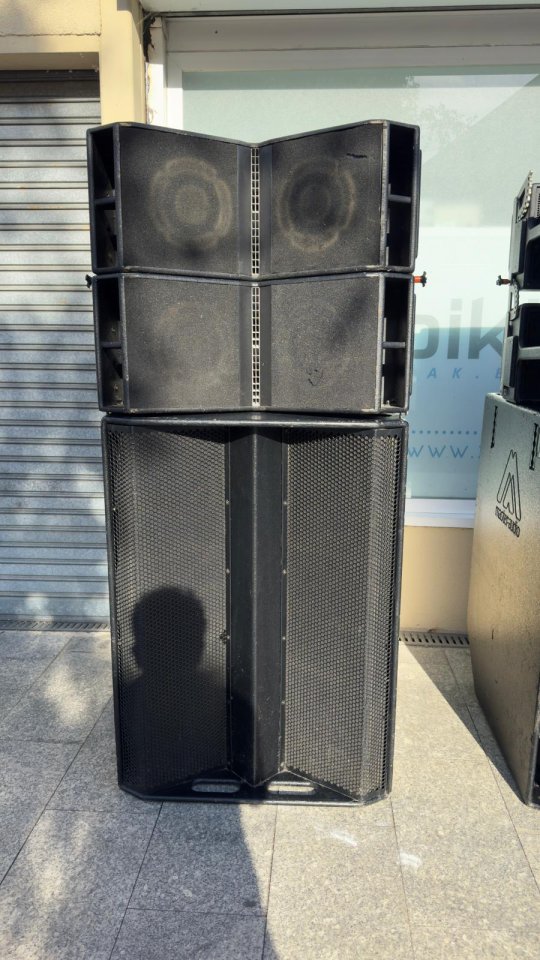 Line Array Master Audio MA210D + MAW218D 18.000W RMS de segunda mano · Foto 7 de 7 · Araba · 9000 €