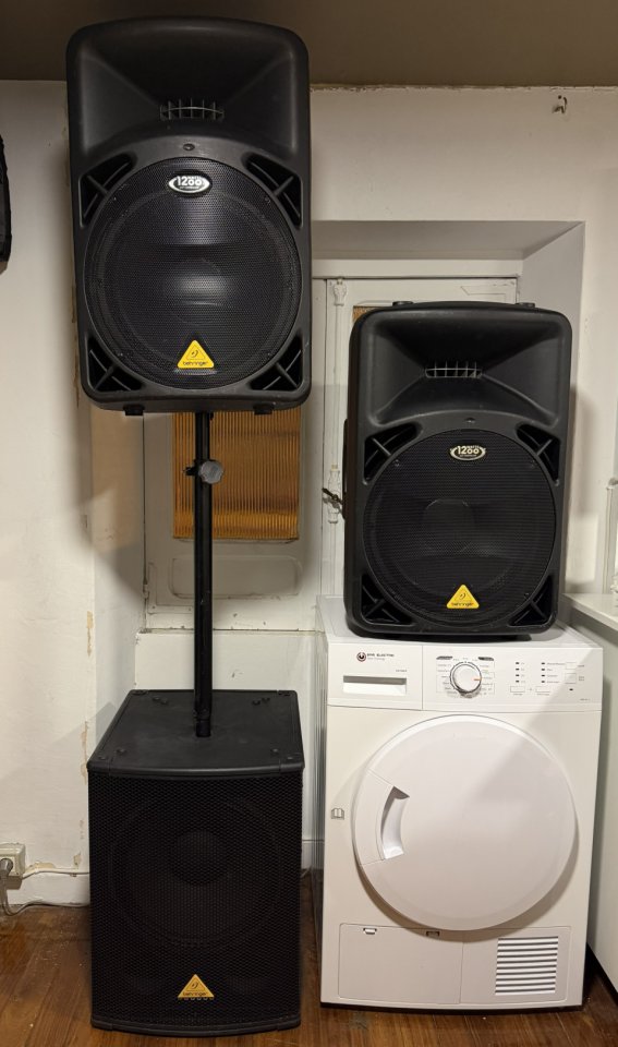 Equipo Sonido PA Behringer 3920W (2x B815neo+1x B1500d PRO)