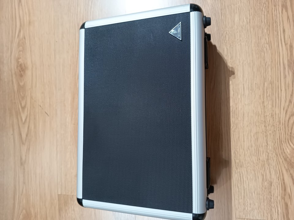 Micrófono de condensador Behringer B2 Pro de segunda mano · Foto 3 de 4 · Madrid · 60 €